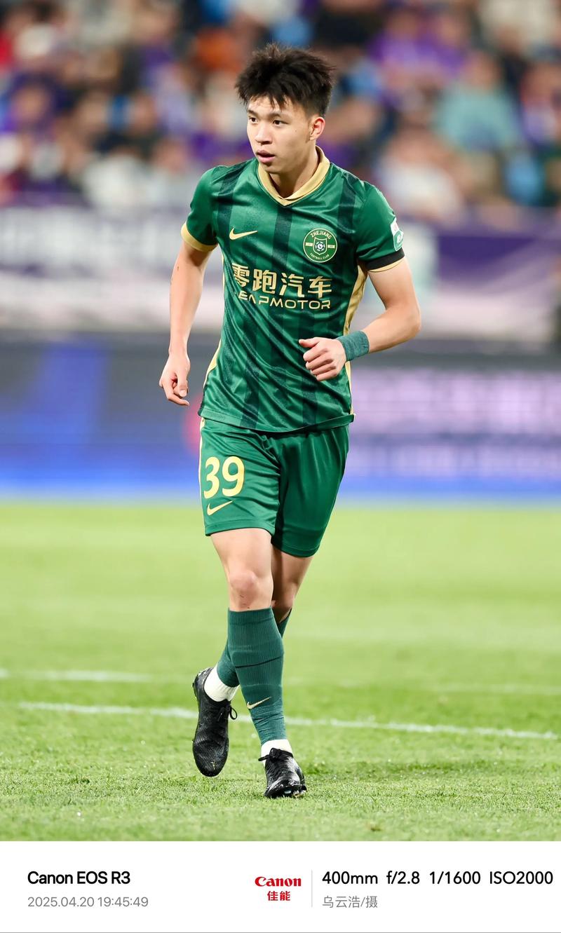 青海化隆群科高铁站